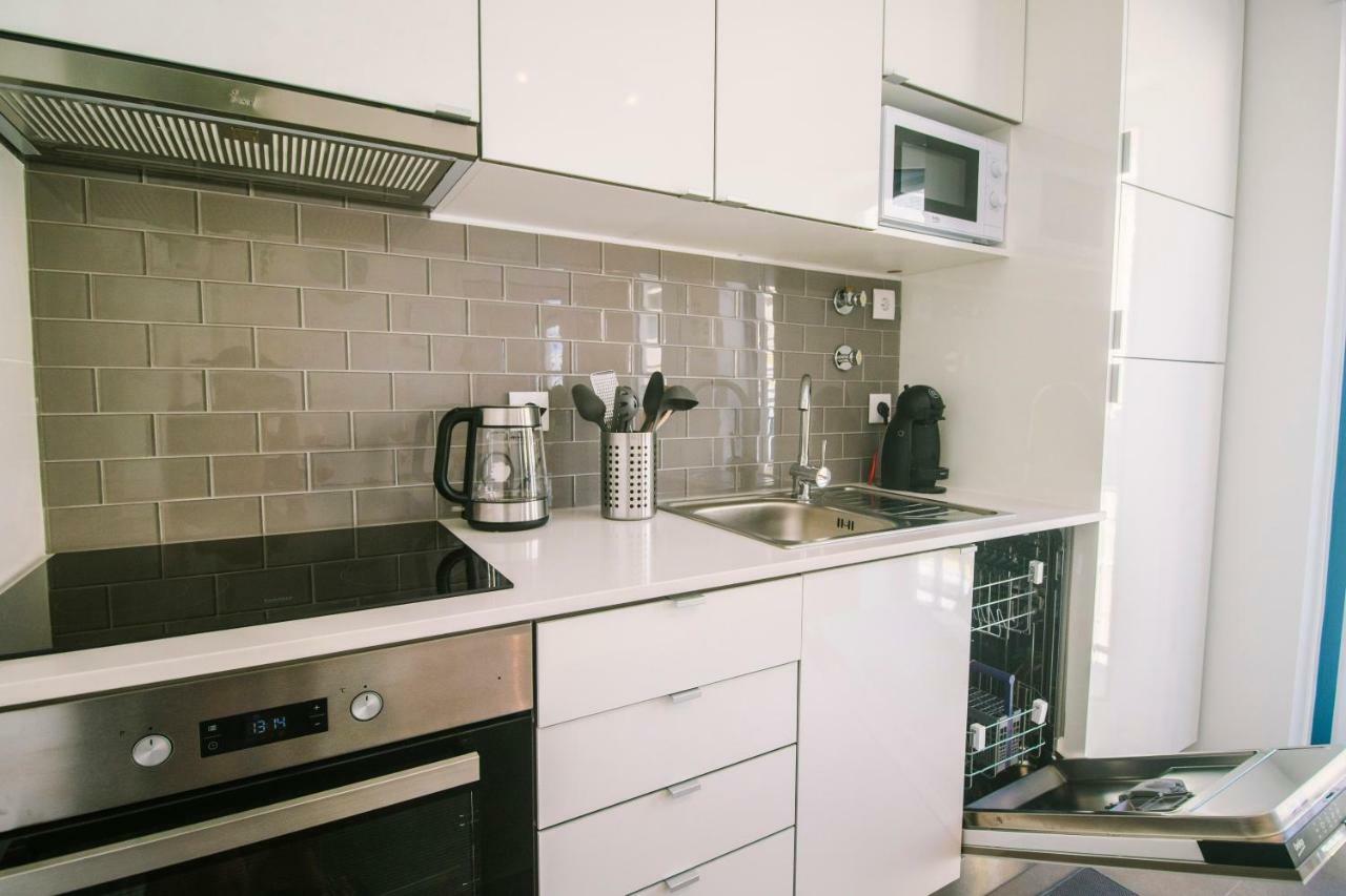 Top Floor Beach Apartment By Silver Prop نازاريه المظهر الخارجي الصورة